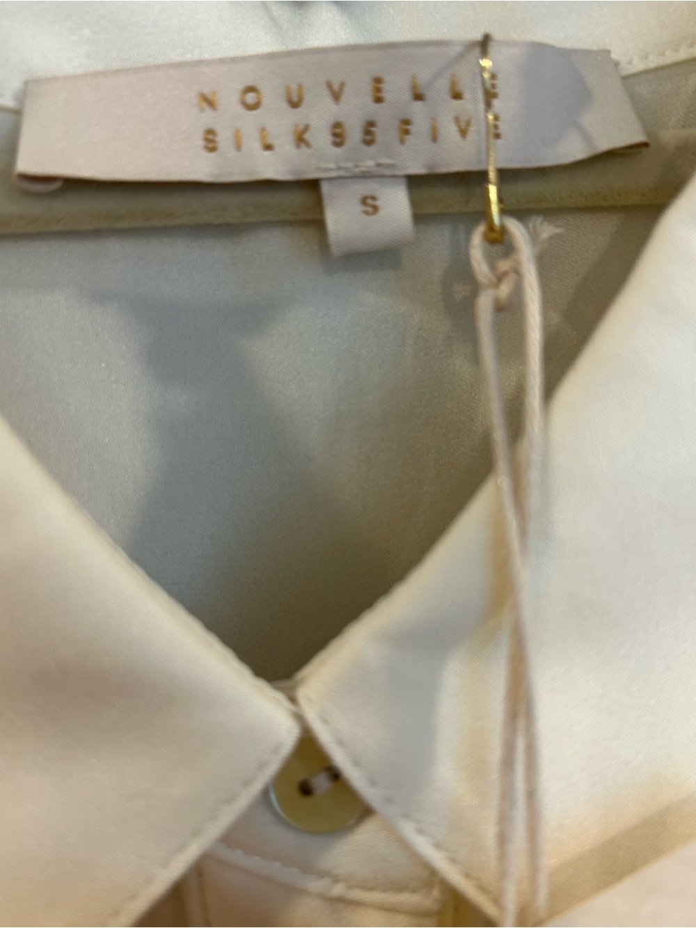 Silk Blouse in a Rich Shade of Creamy
Off White, Size Small, Loose Fit - Picture 8 of 12